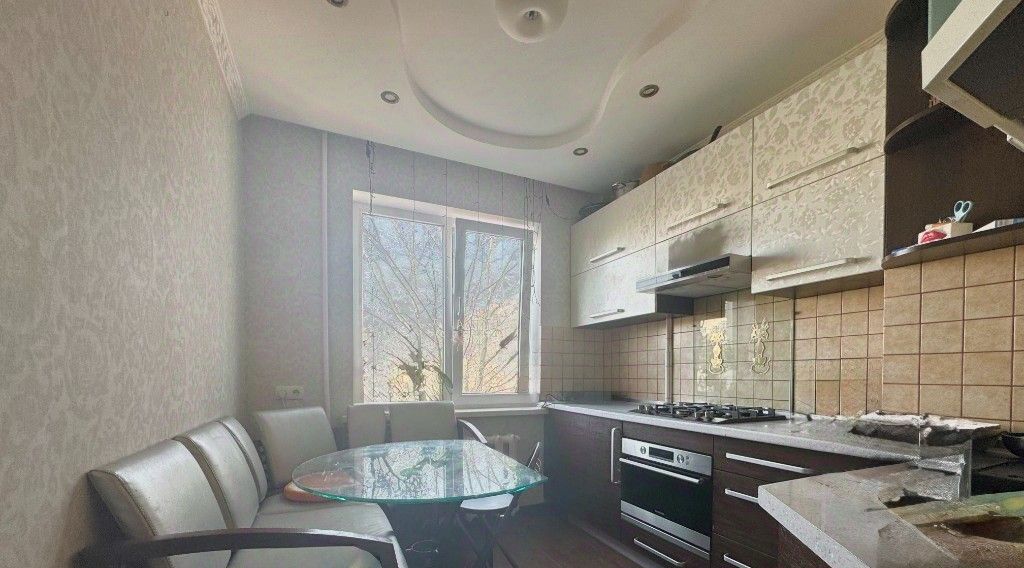 квартира г Симферополь р-н Центральный ул 60 лет Октября 19 фото 3