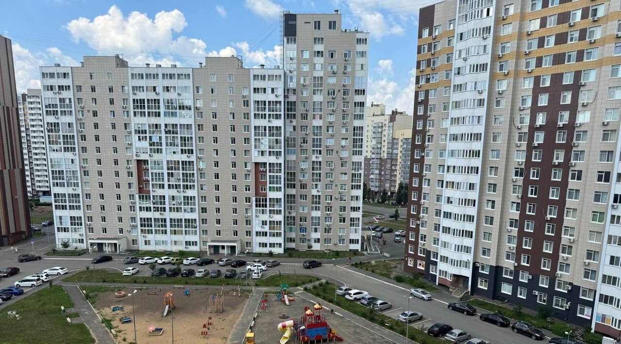 квартира г Оренбург р-н Ленинский ул Уральская 2/19 фото 18