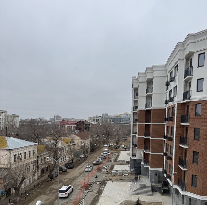 квартира г Астрахань р-н Кировский ул Кремлевская 1/4 фото 6