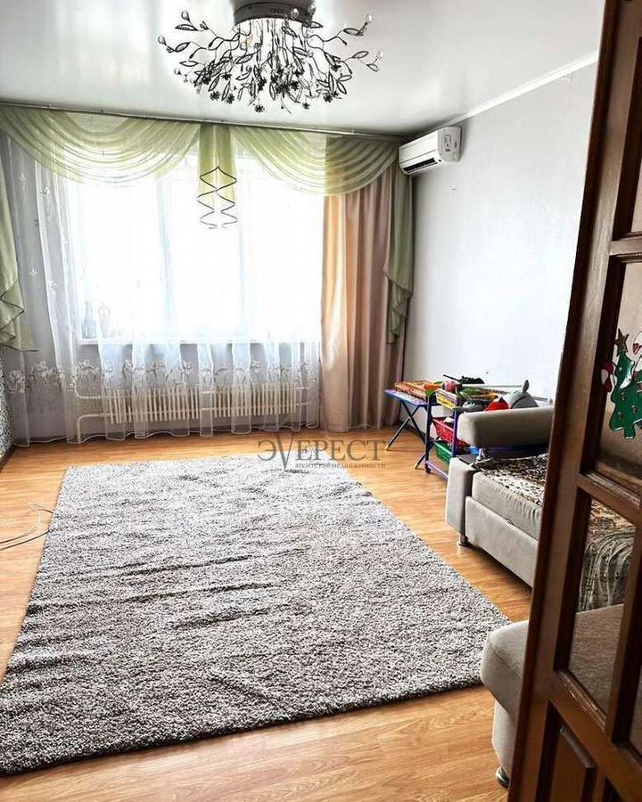квартира г Старый Оскол мкр-н Королёва, 11 фото 3