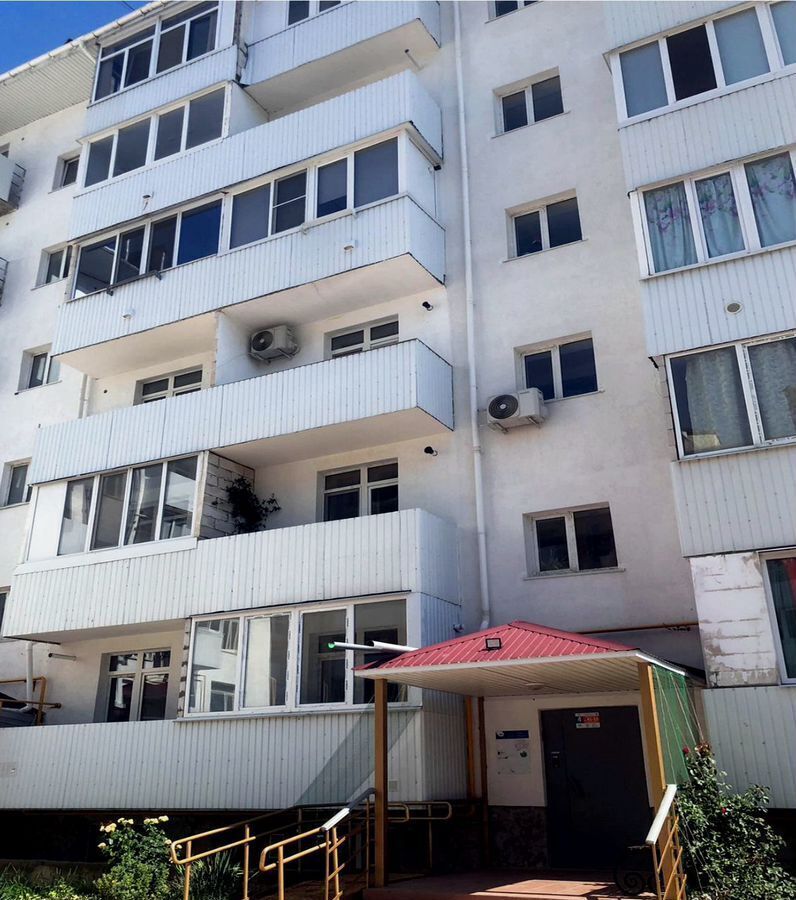 квартира г Феодосия ул Габрусева 13 фото 1