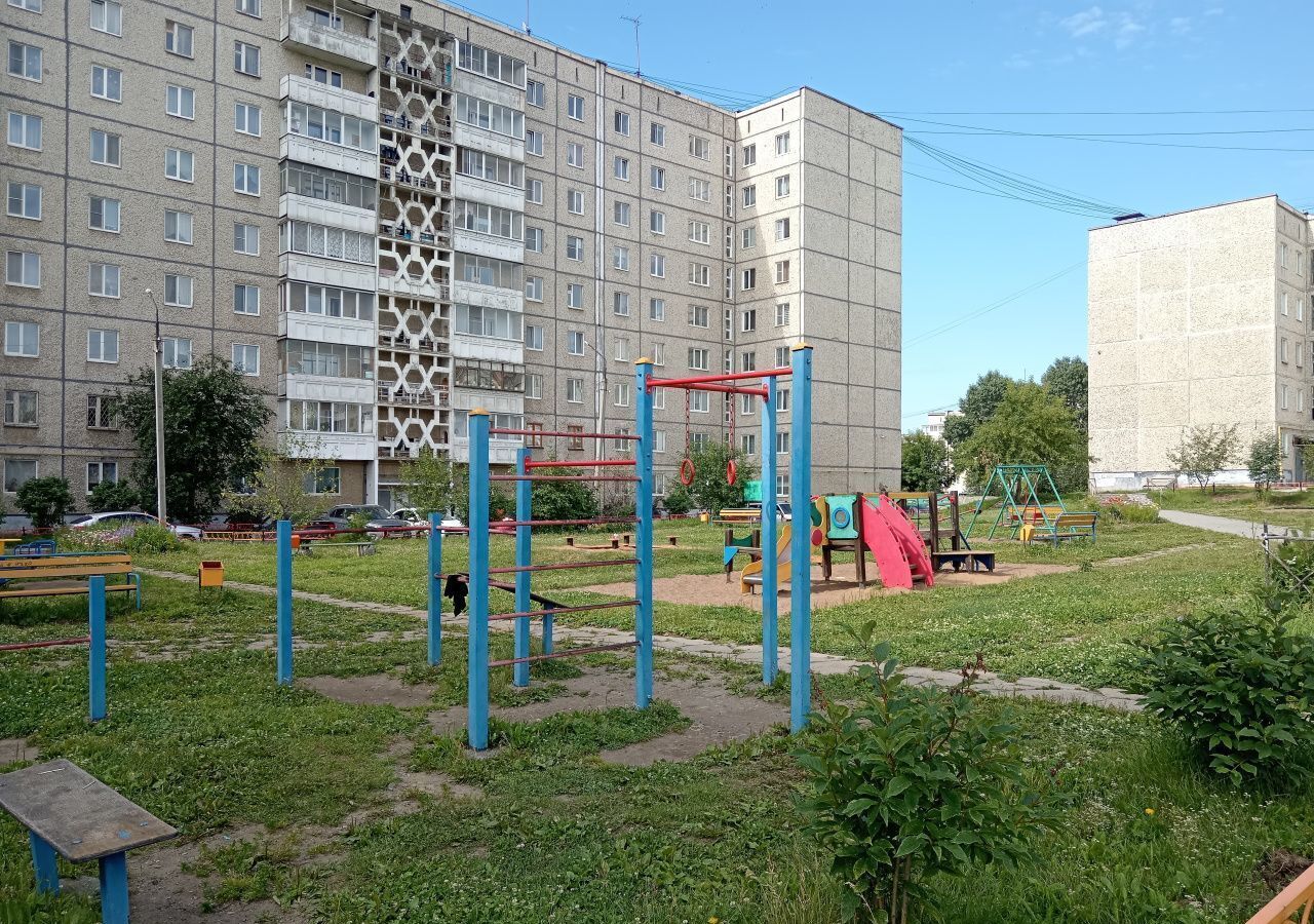 квартира г Ревда ул Павла Зыкина 13 фото 2