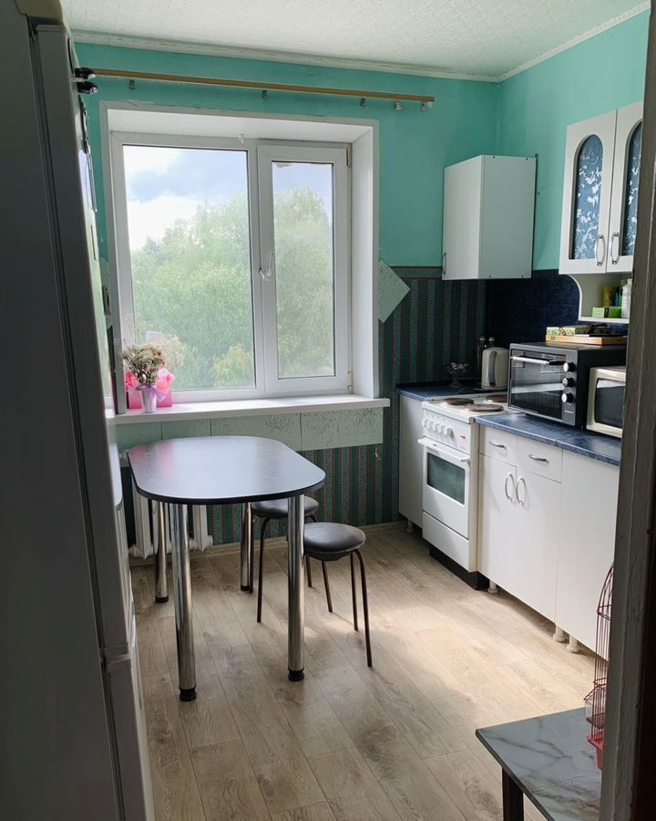 квартира г Тобольск 10-й мкр-н, 4А фото 5