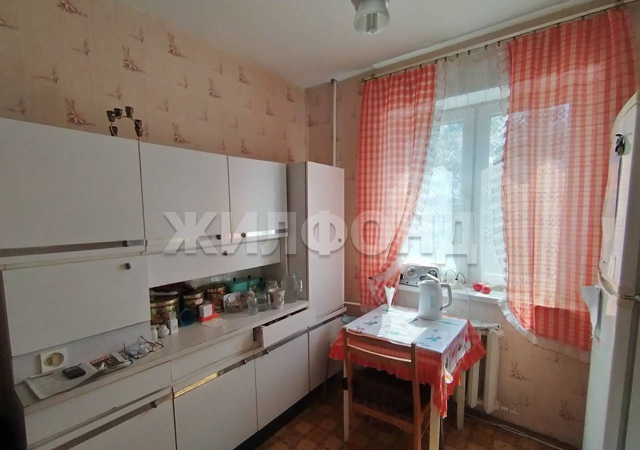 квартира г Нижний Тагил р-н Тагилстроевский ул Красная 8 фото 2