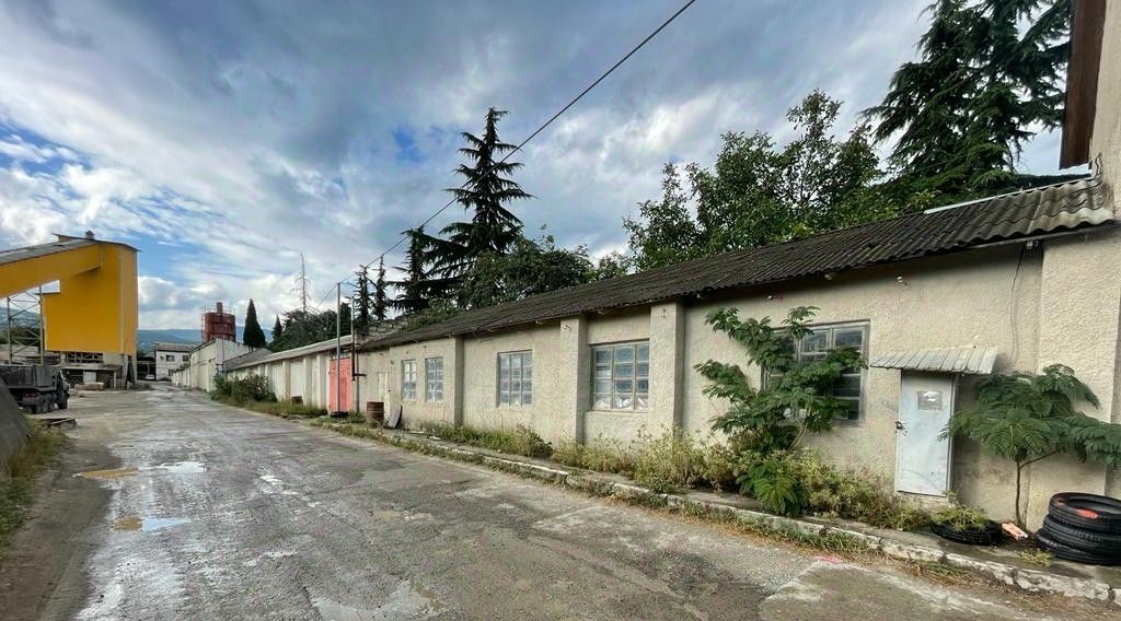 офис г Алушта ул Ленина 133/1 фото 1