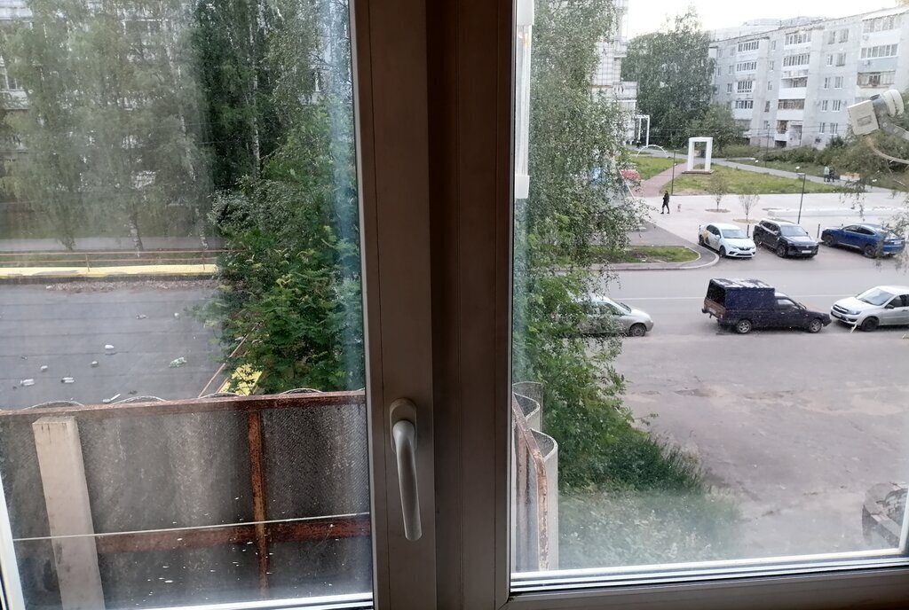 комната г Сыктывкар ул Ленина 21 фото 3