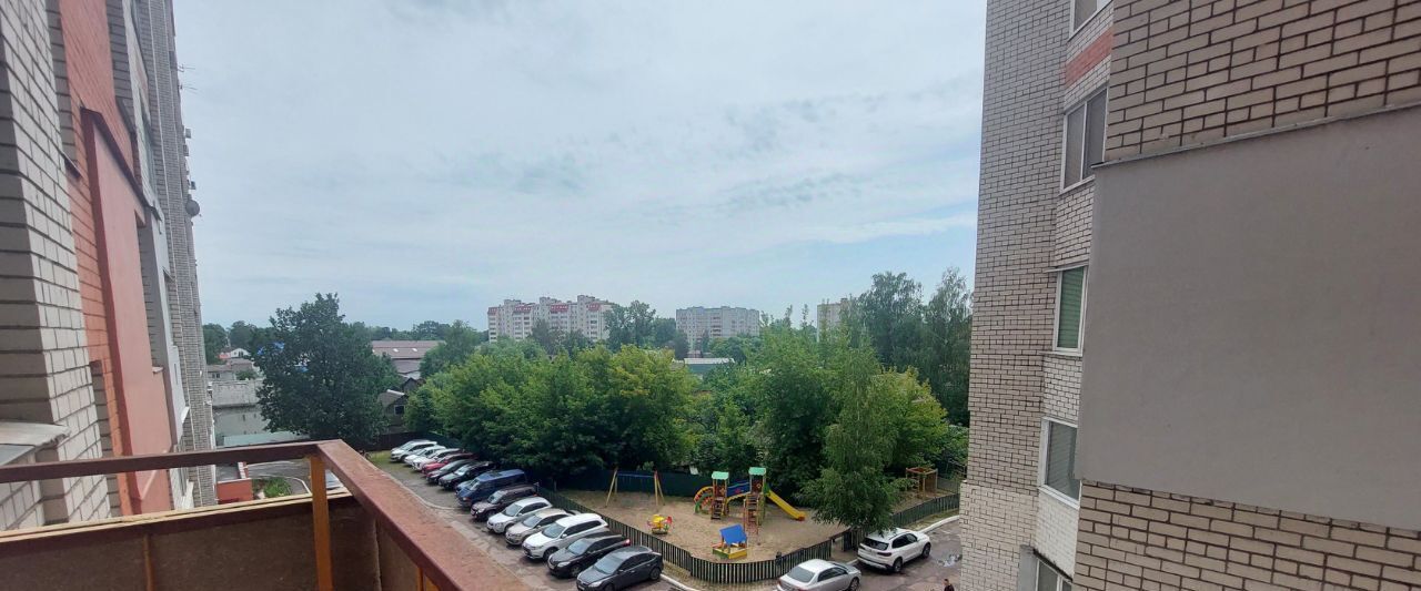 квартира г Брянск р-н Володарский ул Красный Маяк 2 фото 8