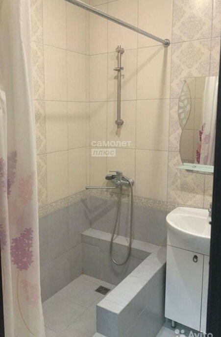 квартира р-н Анапский г Анапа ул Ленина 180к/1 фото 2