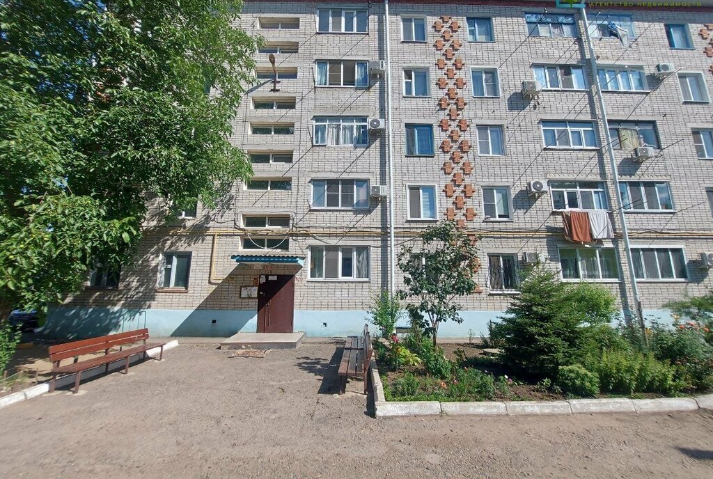 квартира р-н Тихорецкий г Тихорецк ул Калинина 124а фото 2