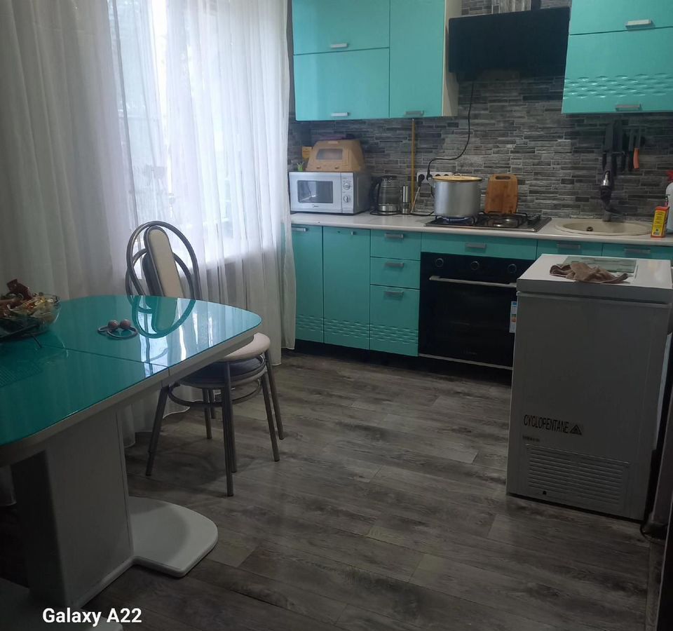 квартира г Бузулук 2-й мкр-н, 12 фото 2