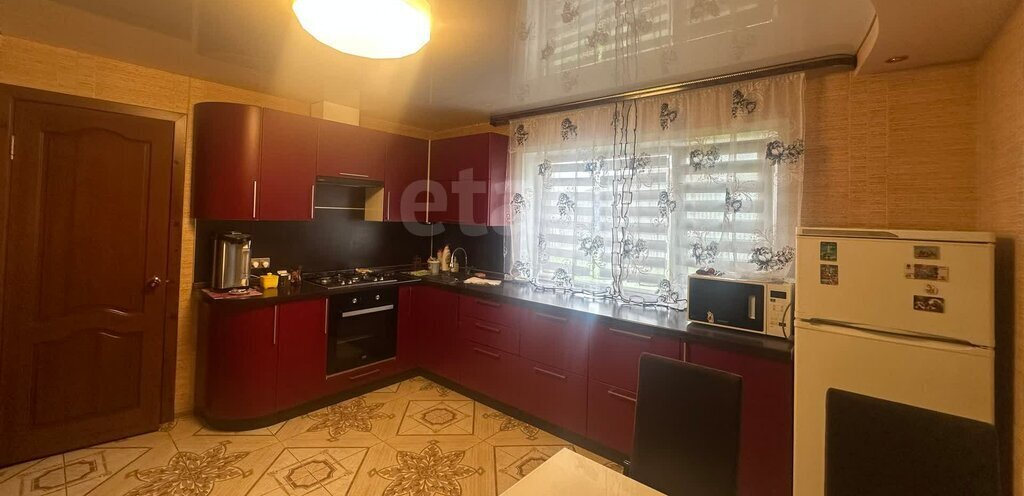 квартира г Ирбит ул Азева 40 фото 10