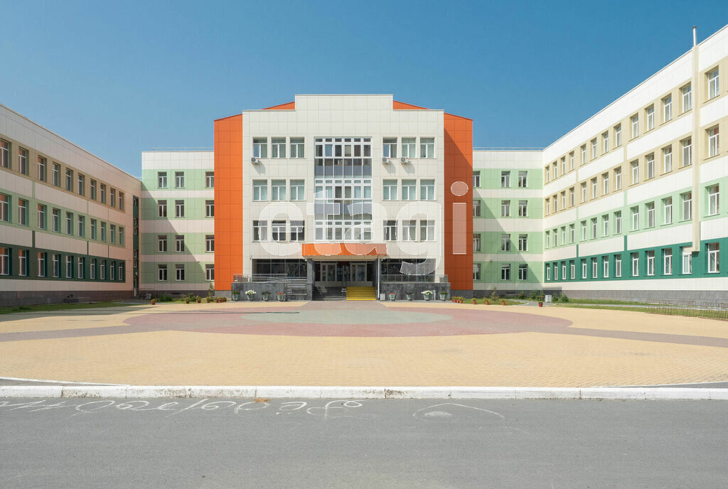 квартира г Тюмень ул Николая Семенова 25к/2 фото 25