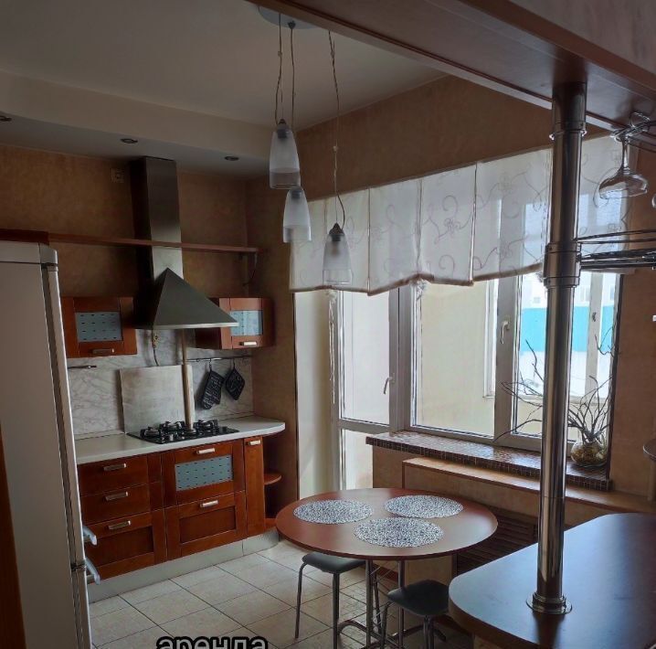 квартира г Якутск ул Петровского 10/2 фото 1