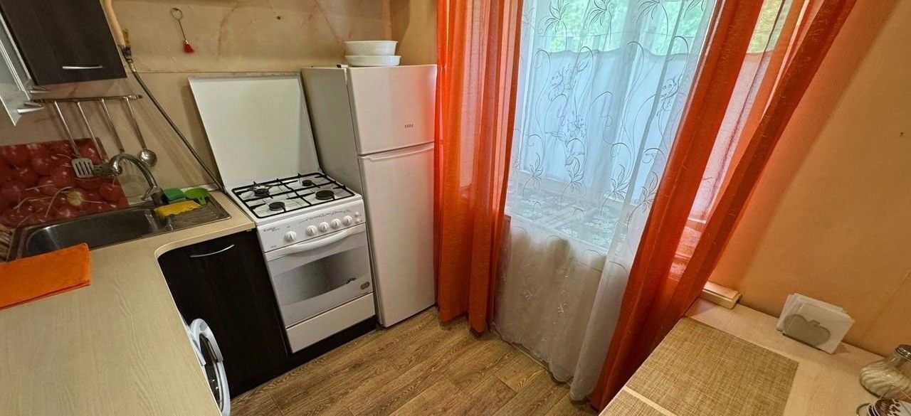 квартира г Киров р-н Ленинский ул Горького 37а фото 9