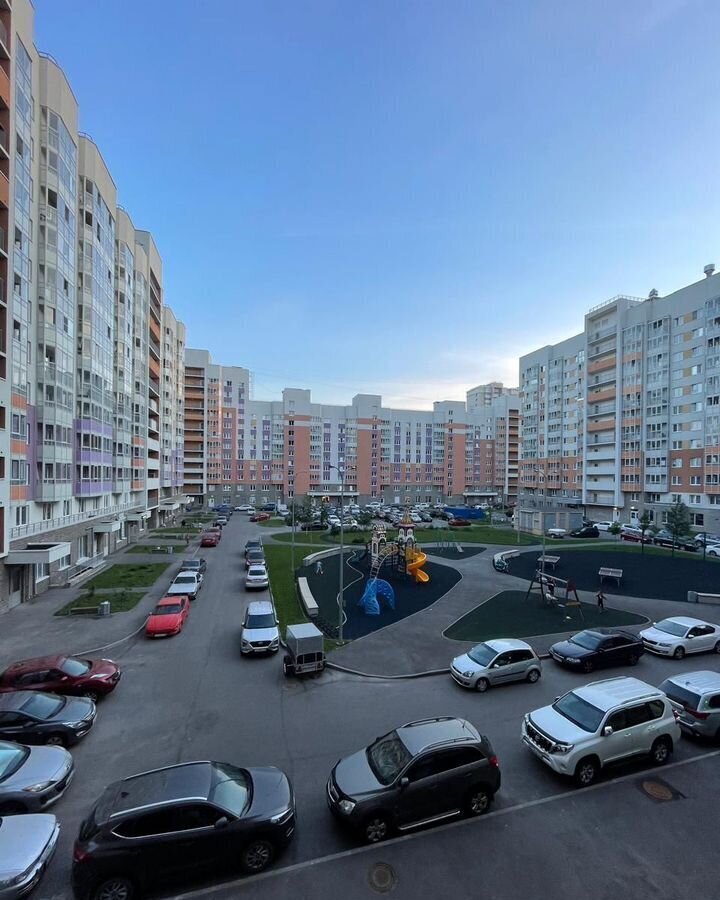 квартира р-н Всеволожский г Мурино б-р Петровский 2к/3 Девяткино, Муринское городское поселение фото 15