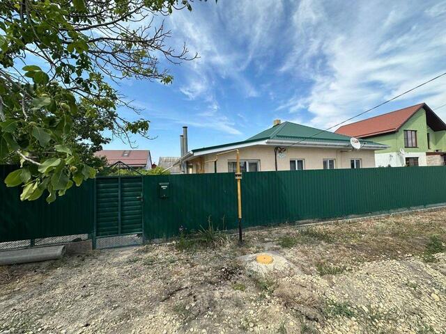 дом ул Мира 79 Гостагаевская фото
