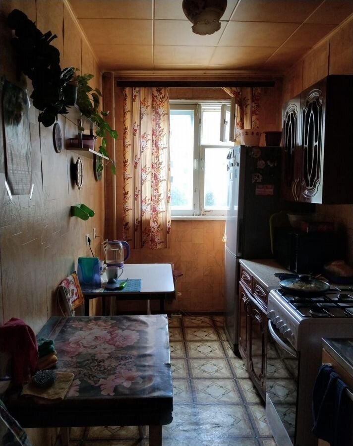комната г Екатеринбург р-н Орджоникидзевский Проспект Космонавтов, ул. Бакинских Комиссаров, 62 фото 1