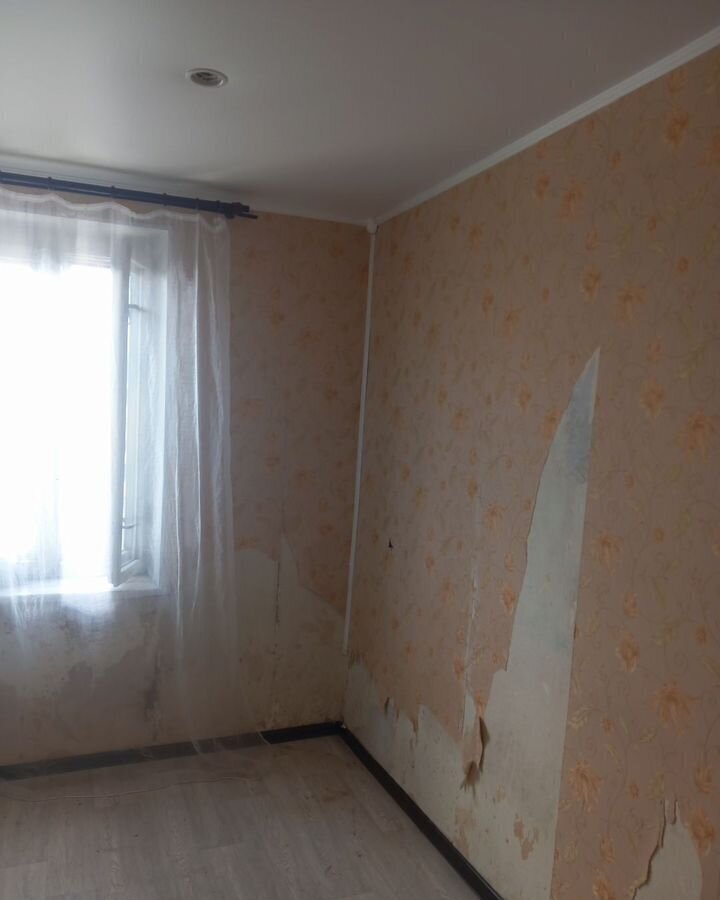 комната г Тольятти р-н Автозаводский 12 квартал ул Дзержинского 25 фото 2