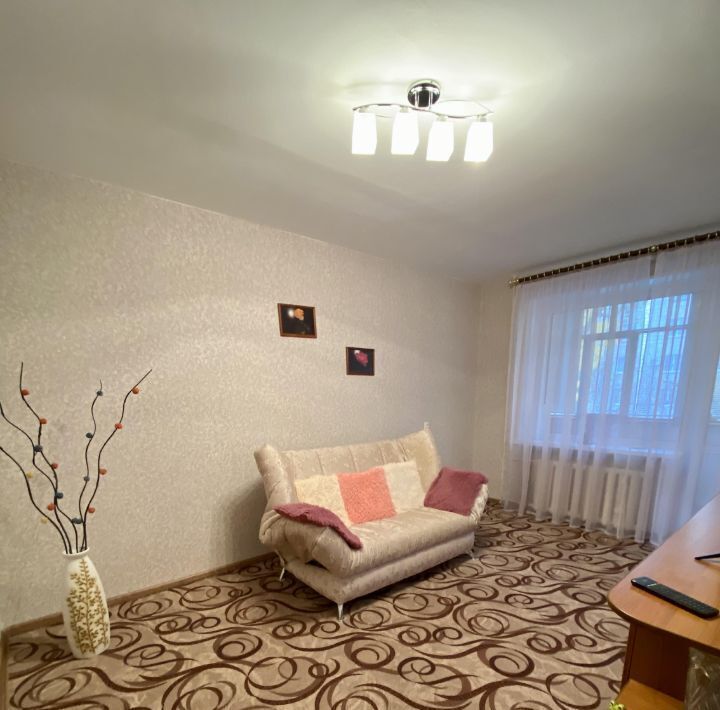 квартира г Волгоград р-н Тракторозаводский ул Борьбы 19 фото 3