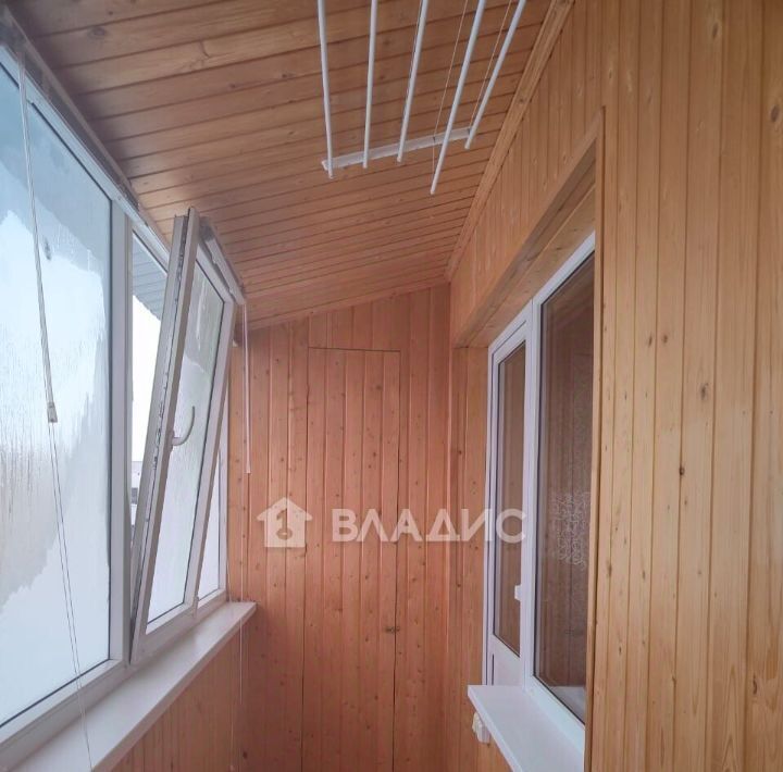 квартира р-н Нижнекамский г Нижнекамск ул Менделеева 32б городское поселение Нижнекамск фото 11