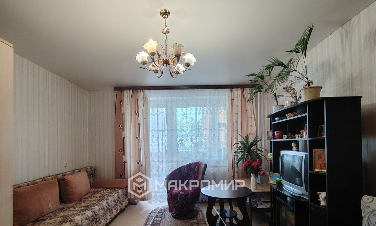 квартира г Брянск р-н Советский пр-кт Станке Димитрова 53б фото 1