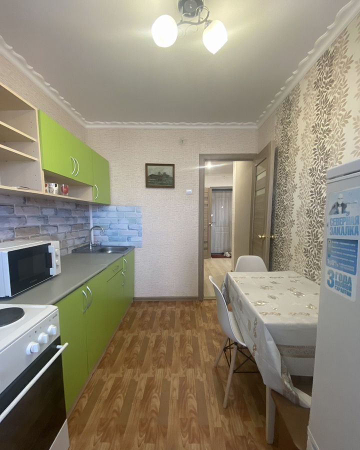 квартира г Тобольск 4-й мкр-н, 14 фото 3
