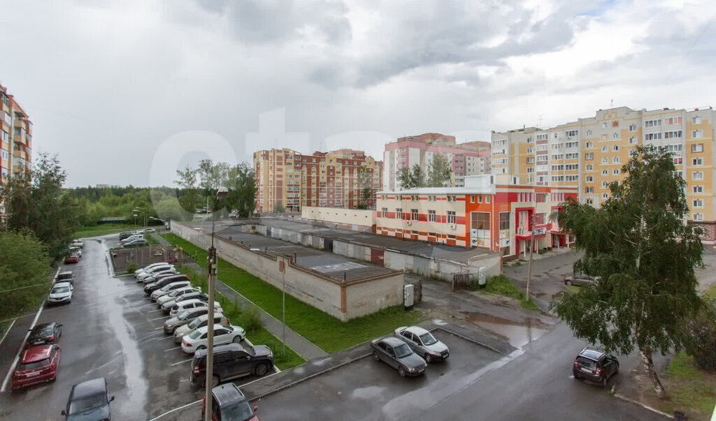 квартира г Тобольск 69, 10-й микрорайон фото 3