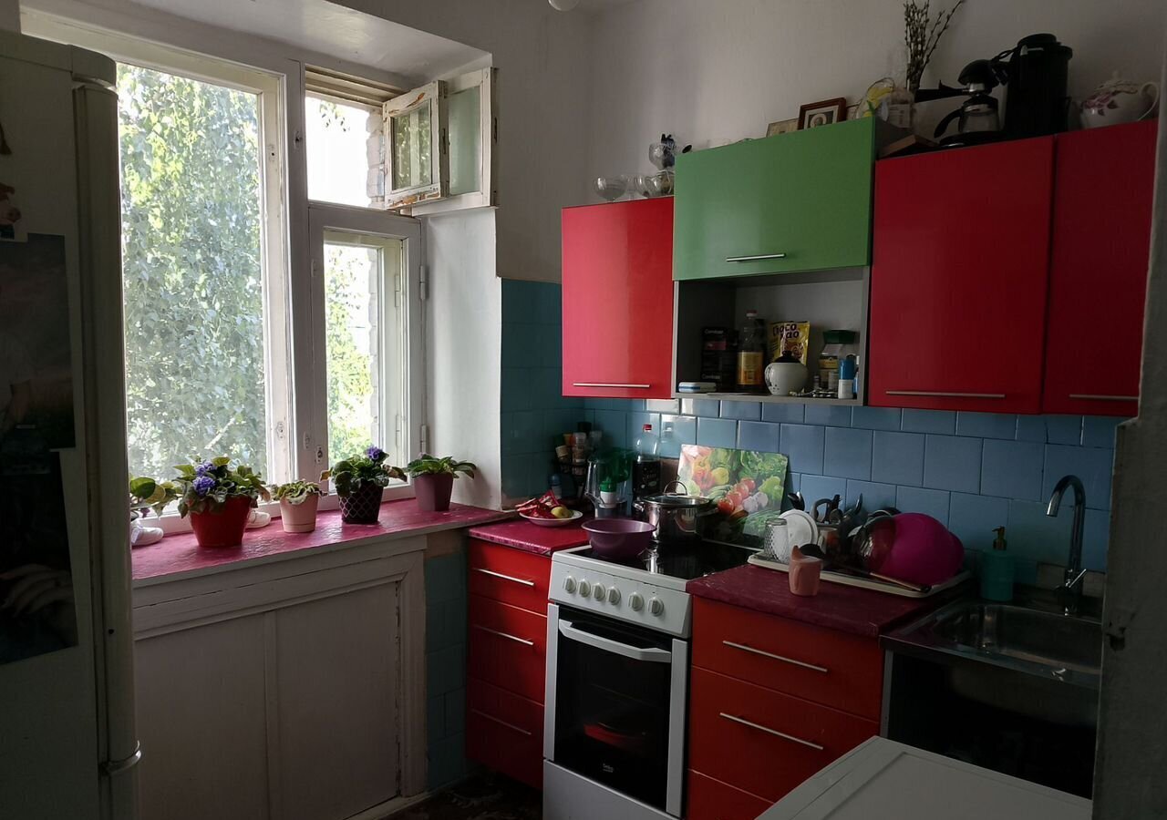 квартира г Тобольск пер Рощинский 60 фото 1