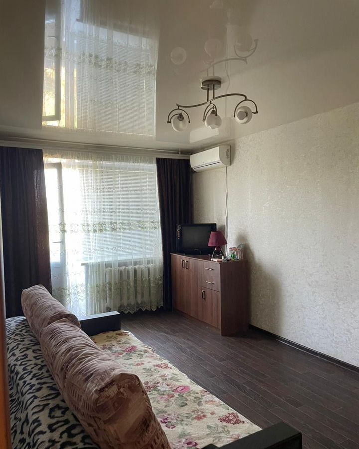 квартира г Волгоград р-н Красноармейский ул им. Фадеева 53 фото 1