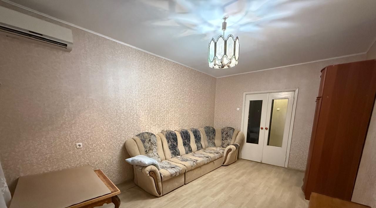 квартира г Волгоград р-н Дзержинский ул Космонавтов 45 фото 3