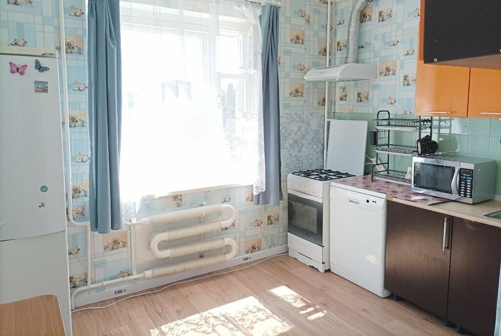 квартира г Балаково ул Братьев Захаровых 10 фото 5