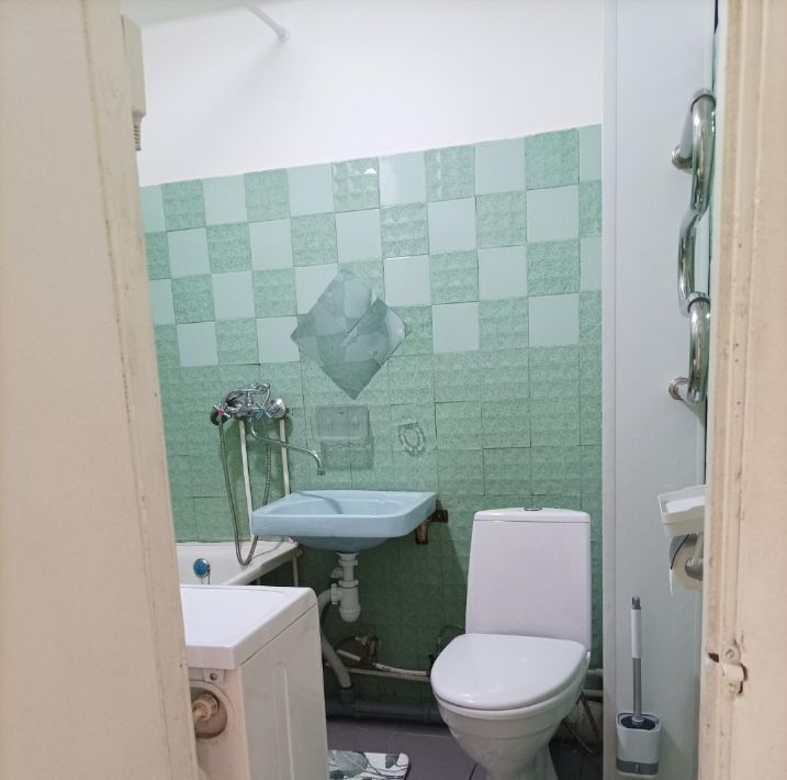 квартира г Балаково ул Братьев Захаровых 10 фото 6