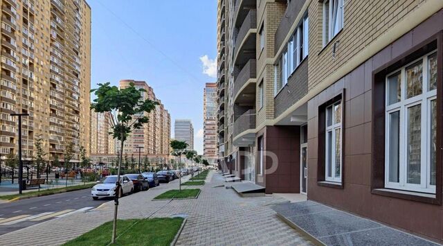 р-н Прикубанский мкр им Петра Метальникова ул им. Петра Метальникова 36 фото