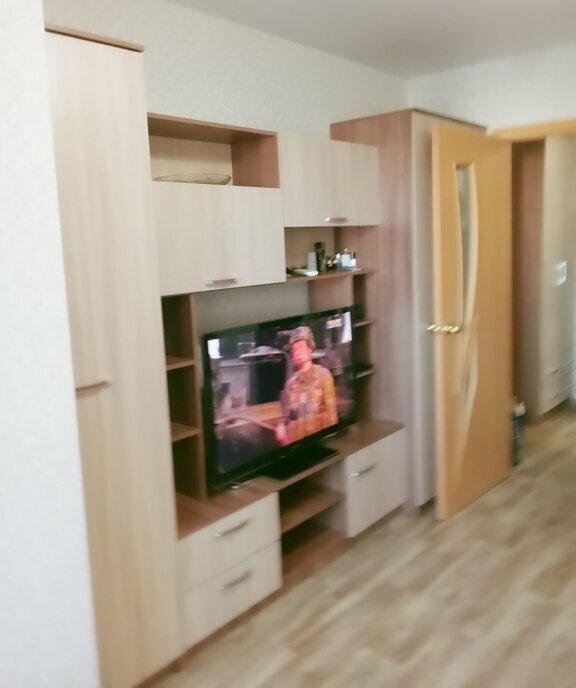 квартира г Волжский ул Мира 131 фото 2