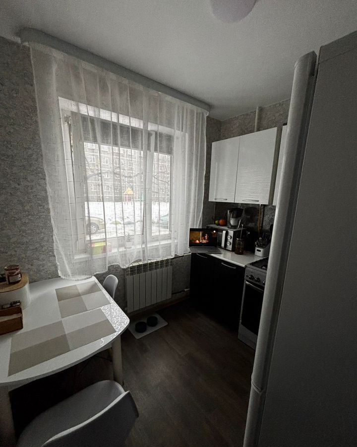 квартира г Мурманск р-н Ленинский ул Алексея Хлобыстова 33 фото 4
