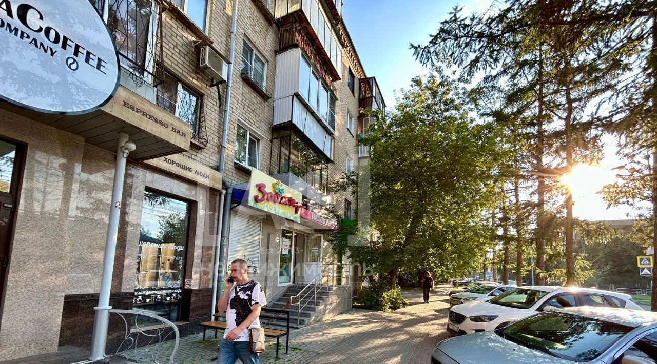 торговое помещение г Челябинск р-н Центральный ул Сони Кривой 51 фото 2