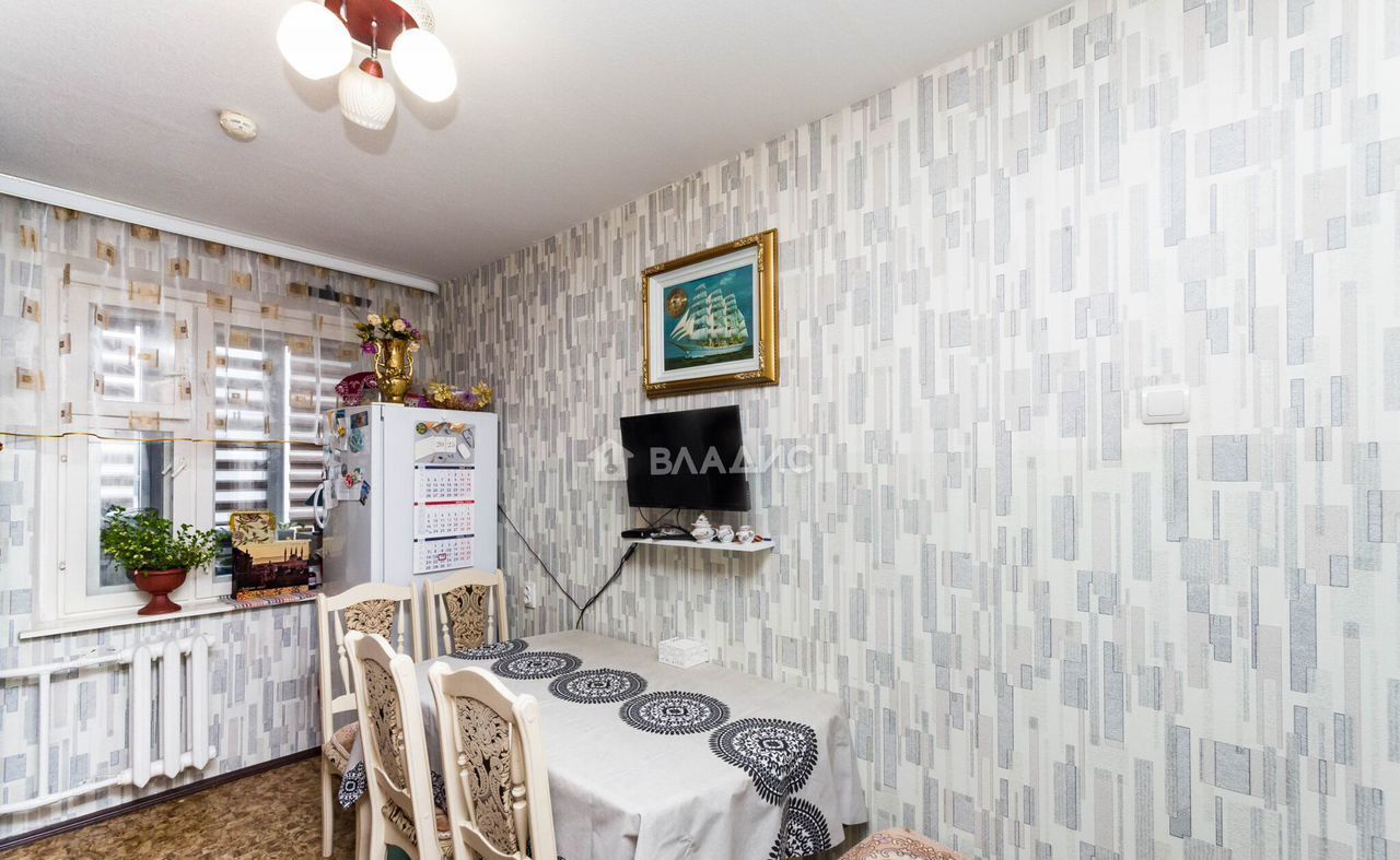 квартира г Тобольск 7-й мкр-н, 47 фото 9