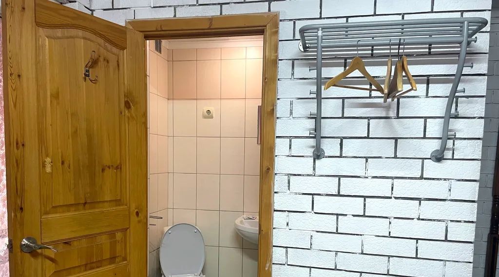 комната р-н Ейский г Ейск ул Ростовская 11 фото 6
