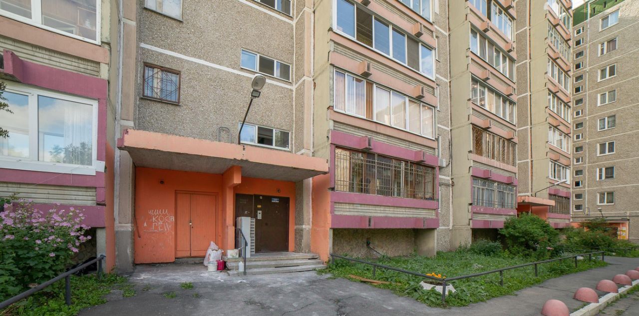 квартира г Екатеринбург р-н Орджоникидзевский ул Фрезеровщиков 38 Проспект Космонавтов фото 3