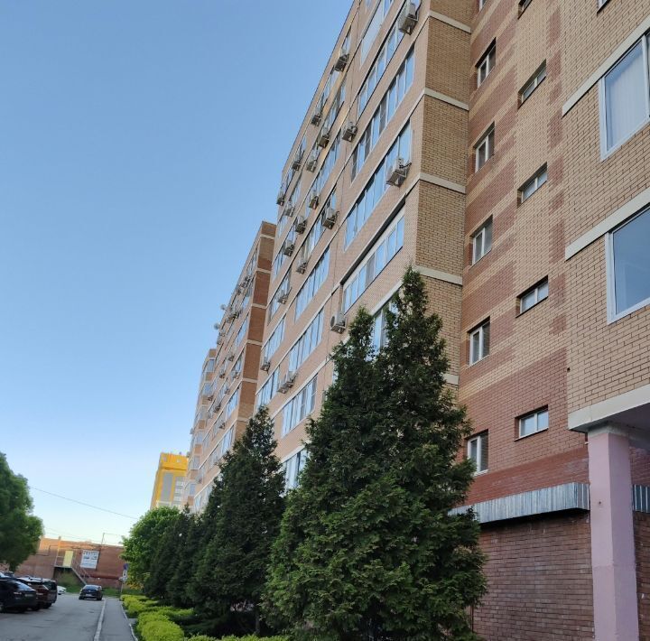 квартира г Тольятти р-н Автозаводский пр-кт Ленинский 1а фото 1
