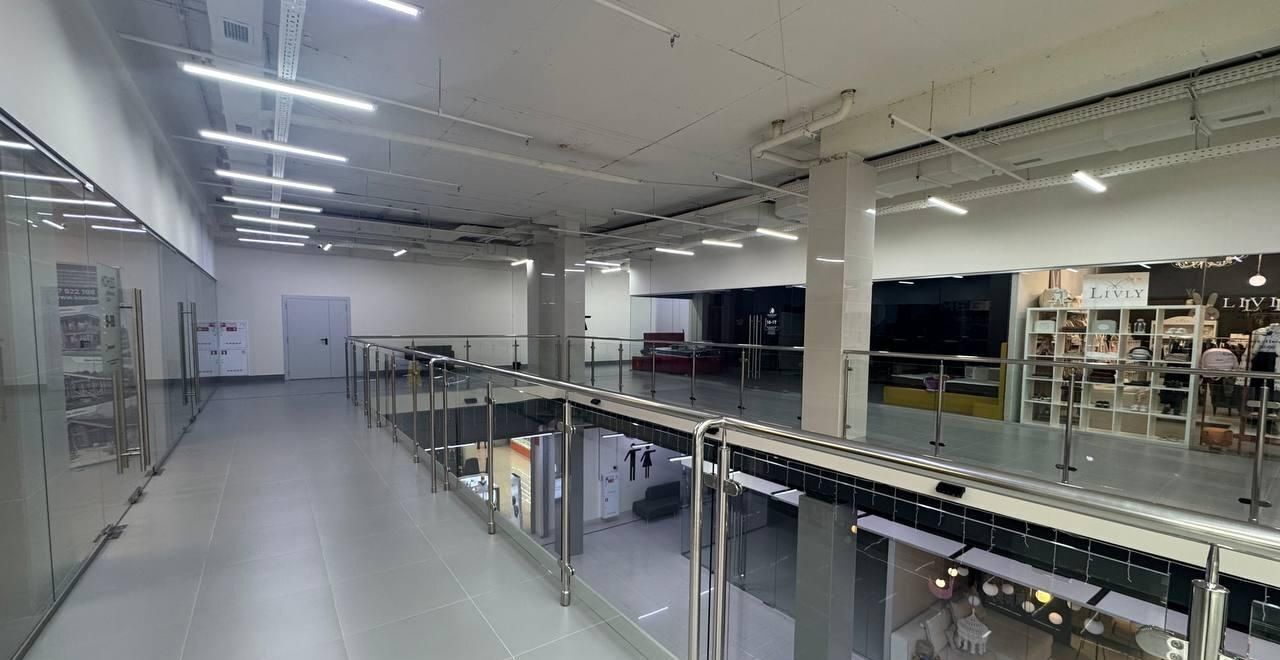 торговое помещение г Челябинск р-н Центральный ул Труда 172 фото 6