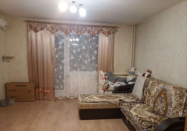 р-н Калининский ул Братьев Кашириных 87а фото