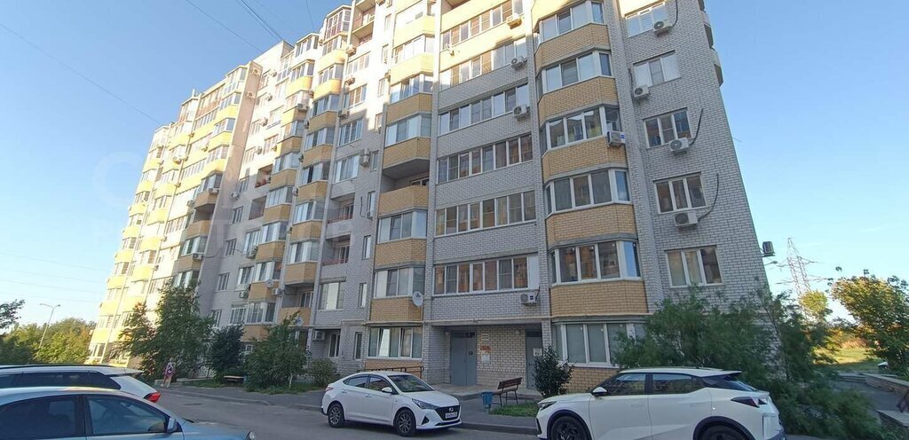 квартира г Волгоград р-н Дзержинский ул Шекснинская 81а фото 19