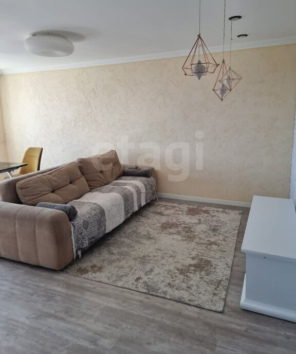 квартира р-н Елизовский г Елизово ул Виталия Кручины 36/1 фото 1