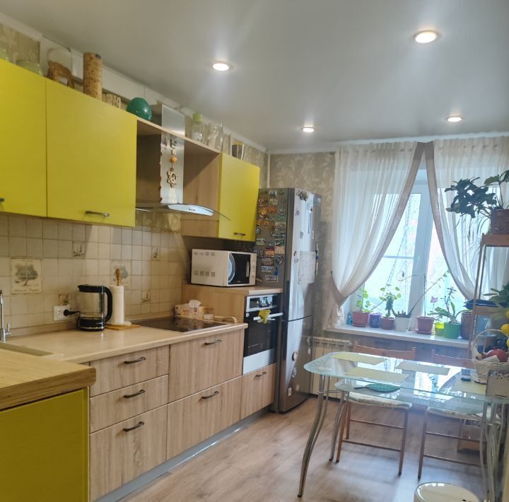 квартира г Тольятти р-н Автозаводский 2 квартал б-р Кулибина 10 2-й кв-л фото 1