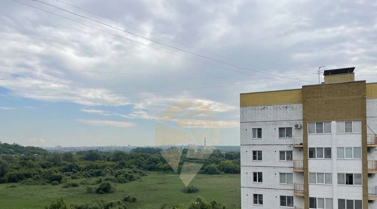 квартира г Старый Оскол Южный микрорайон 10Б фото 11