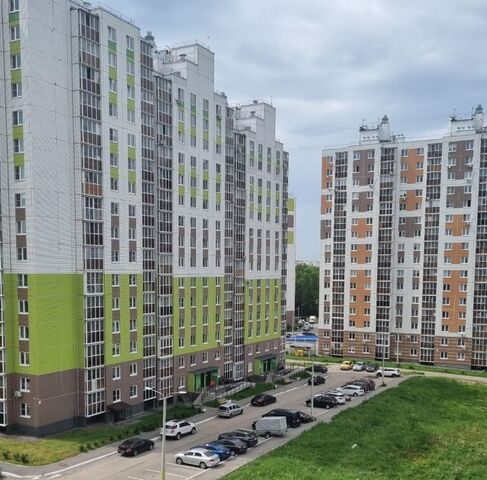 квартира ул Сергея Бутякова 10 фото
