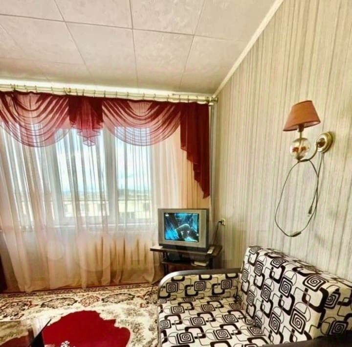 квартира г Мурманск р-н Ленинский ул Аскольдовцев 15 фото 3