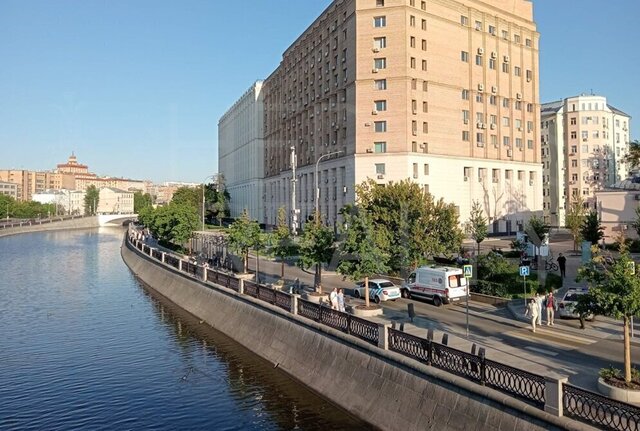 метро Новокузнецкая наб Овчинниковская 18/1с 4 фото
