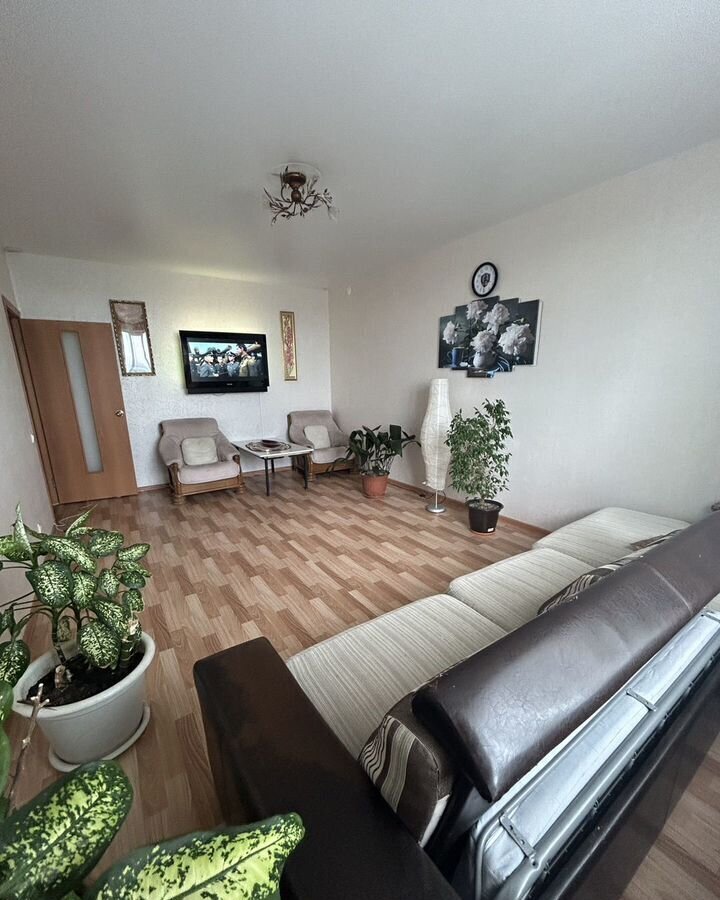 квартира г Пермь ул Светлогорская 11 Пермь, р-н Кировский фото 1